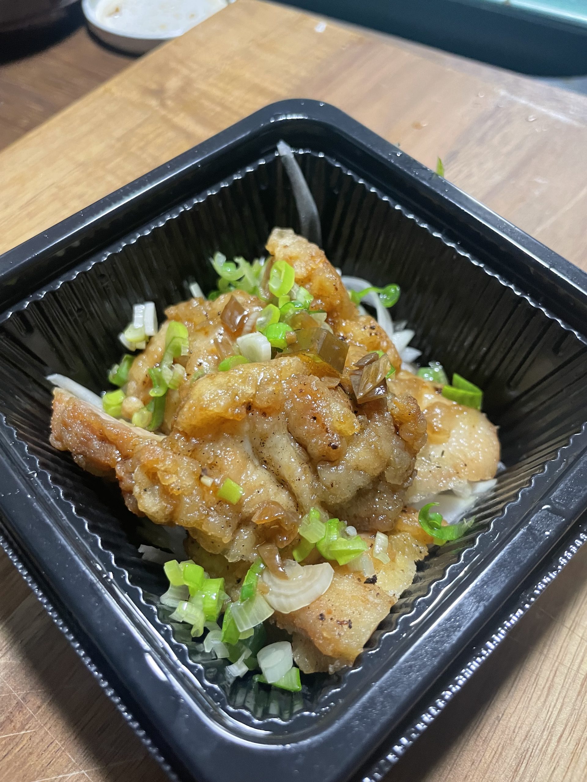 若鶏唐揚げの香味ソースがけ